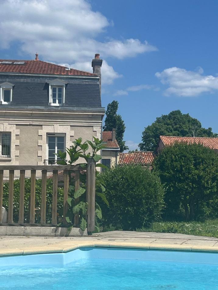 Les Tuileries De Chanteloup La Roche-Chalais Exteriér fotografie